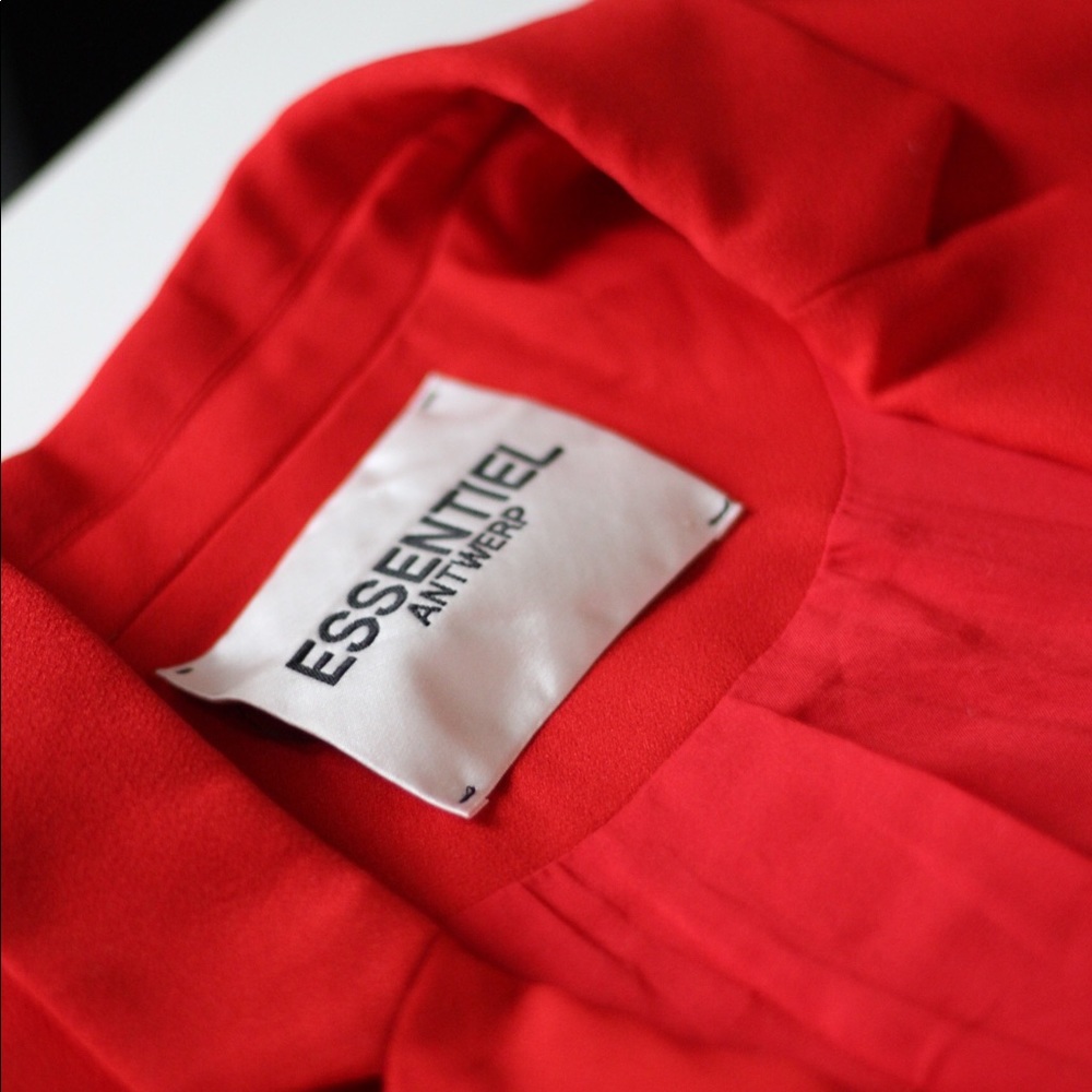Essentiel Antwerp Red Blazer - Picture 4 of 7